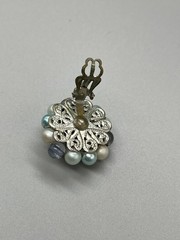 Vtg Multi color blue & white Beaded cluster Clip-on Earrings 1.12″ Japan