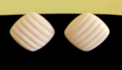 Avon Clip On Earrings Creamy Plastic Modern Art Deco Nickel Free 1980’s True VTG