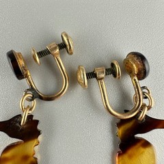 Vintage GF Seahorse Earrings Brown Beige Translucent Light Weight Screw Back