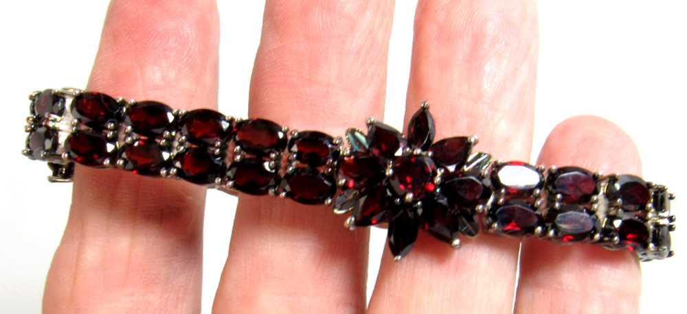 MICHELLE ALBALA 925 Sterling Silver Almandine Garnet Floral Tennis Bracelet 7″