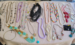 #B VINTAGE LOT OF 28 pcs. OF MIXED JEWLERY NECKLACES EARRINGS. FROM LOCAL ESTATE