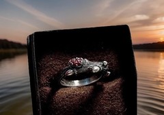 VINTAGE STEPHEN DWECK3D RING 9 APPRAISED UNISEX 8 OR.RED DIAMONDS &1 NSIDE6X4mm