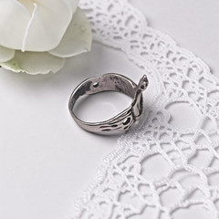 Vintage Etched 2 Cats 925 Sterling Silver Band Ring, size 5.25
