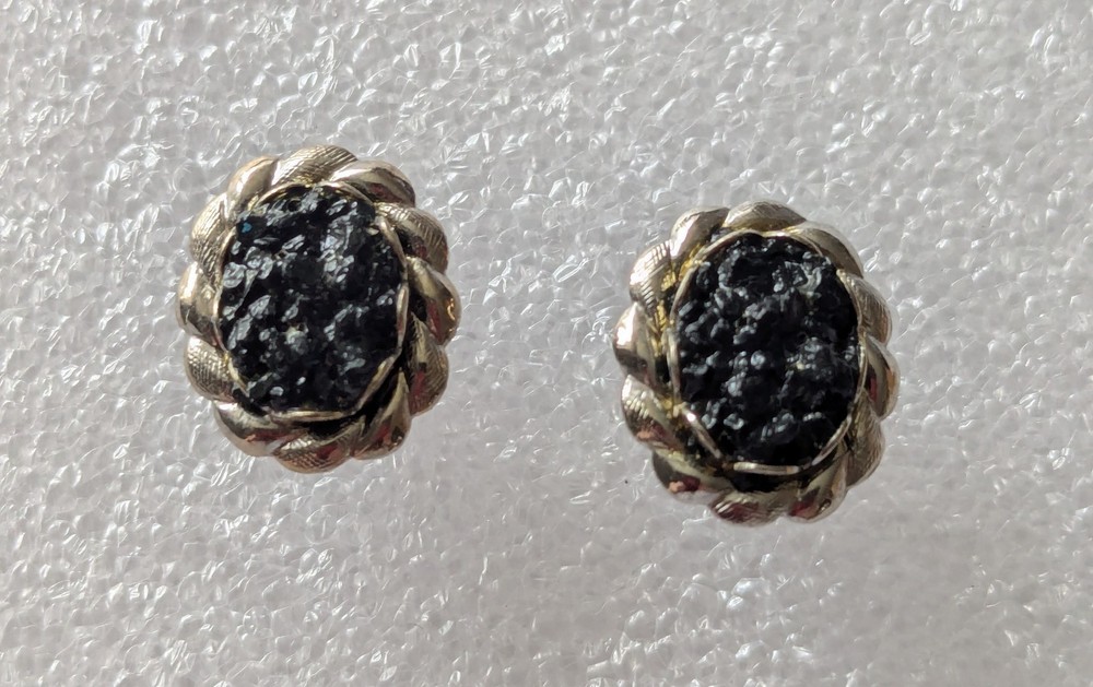 John Hardy Style Faux Black Sapphires Oval Silvertone Twisted Rope Studs B28