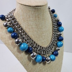 Casual Career Statement Meshed Chain Necklace 18 Inch Silver Tone w/ Blue Beads