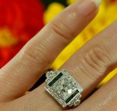 White Diamond & Emerald 2.60Ct Art Deco Vintage Wedding Ring 925 Sterling Silver