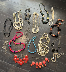 Vintage Necklace Costume Jewelry Lot of 16 , Chunky, Statement, Faux Pearls etc