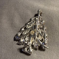Vintage Aurora Christmas Tree Brooch
