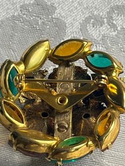 VTG Juliana DeLizza & Elster Cabochon Brooch Multi-colored Gold-tone Setting 1.5