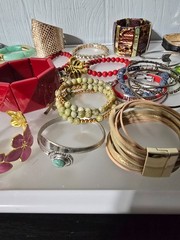 Mixed metal materials lot of 50 bracelets