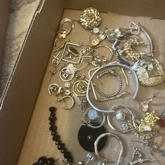 Mixed Lot Of Vintage Retro Jewerly Earrings Bracelets