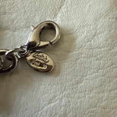 COOKIE LEE Silvertone Heart Charm 7″ Bracelet