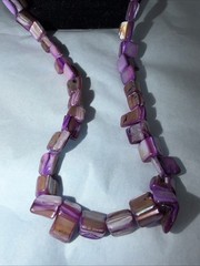 vintage Beautiful stone pendant necklace purples irregular stones 15″