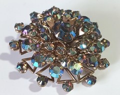 Vintage Layered Gold-tone Brooch w Purple-Blue Aurora Borealis Rhinestones