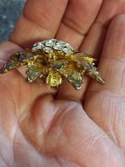 Vintage MCM Gold Tone Flower Statement Earrings Clip On Retro Jewelry No Brand