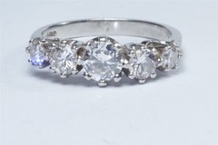 VINTAGE ENGLISH SOLID PLATINUM DIAMOND 5 STONE RING c1980’s – 1.35ct.