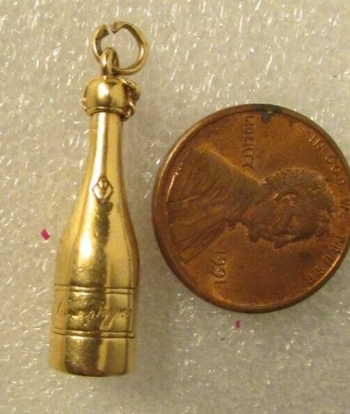vintage Antique 14K Gold 3D BOTTLE OF CHAMPAGNE Charm Pendant