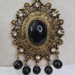 Vtg Signed Celebrity Gems Gold Tone Black Caboch And Rhinestone Pendant Necklace
