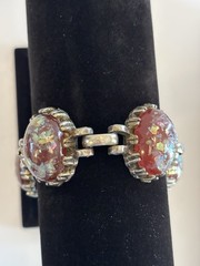 Vintage Lucite Oval Shaped Red Confetti Cabochons Silver Plated Metal Bracelet