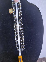 RARE: VINTAGE DE ROMA MILIFIORI 30IN VENETIAN GLASS NECKLACE WITH ORIGINAL TAG