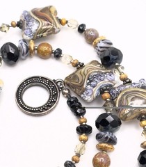 Vintage Lampwork Glass Bead Necklace 21 in