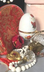Grandma’s Estate; Jewelry, Trinkets, & Vtg, Fun, Floral Inspired Junk! #171