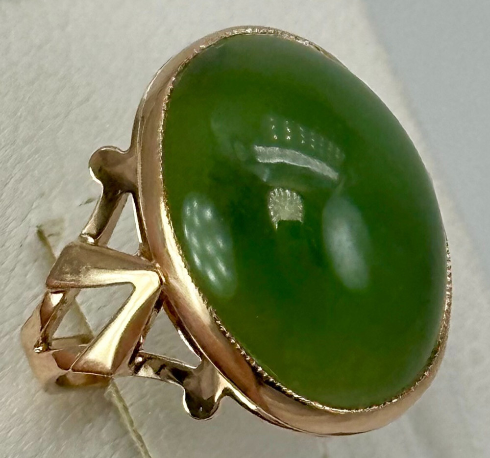 Rare USSR Vintage Original Rose Gold Natural Nephritis Ring 583 14K 6,41 g. 7 US