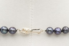 14kt Yellow Gold Dark Peacock Pearl Strand Necklace Fishhook Clasp Vintage