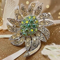 Vtg Sarah Coventry Mountain Flower Brooch Green AB Rhinestones Silver Tone 1968