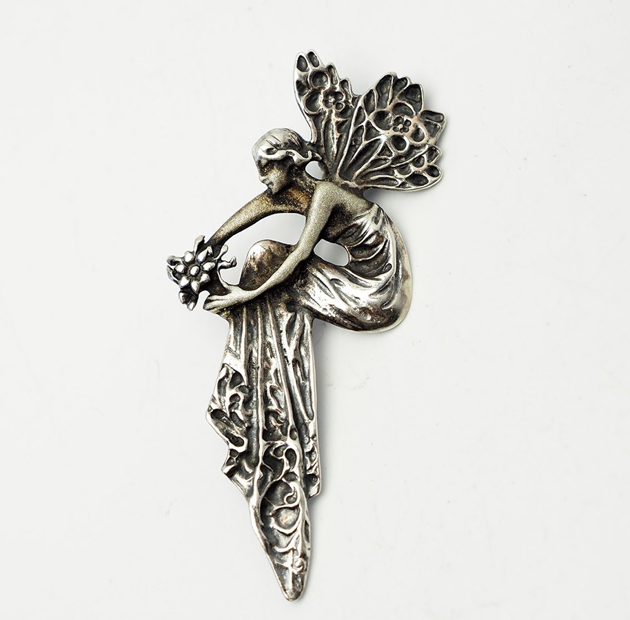 Vintage sterling silver Fairy winged butterfly woman pin pendant