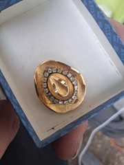 Vintage Cowboy Hat Brooch Cowgirl Gold Tone Clear Prong Rhinestone Western Wear