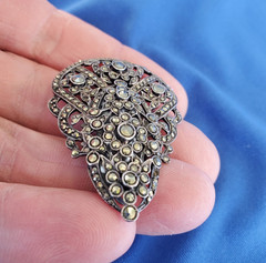 Vintage ORIGINAL Deco STERLING SILVER Diamond Cut Marcasite Brooch Clip BROACH