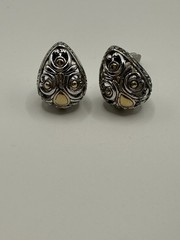 Vintage Silver And Gold Tone Mixed Metal Clip On Earrings Signed TJ