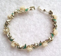 Vintage White Acetate Plastic Roses and Green Enamel Leaves Linked Bracelet