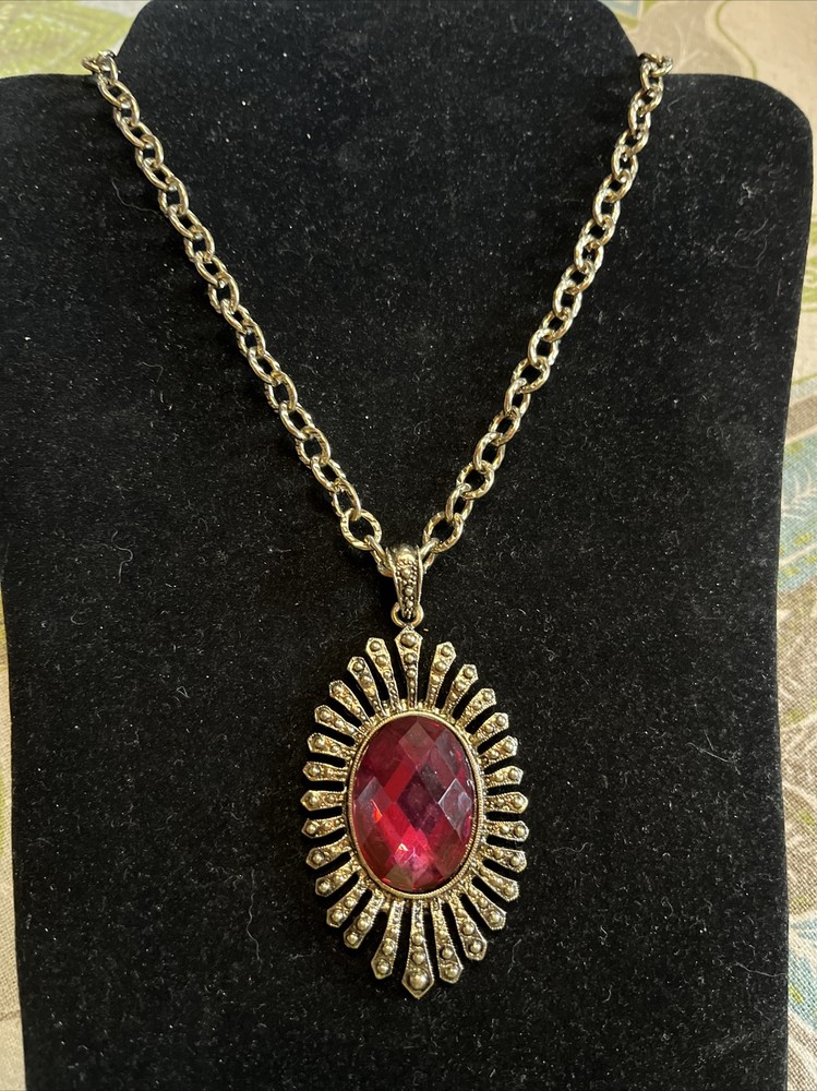 VTG 1928 Jewelry Pendant Necklace Pink Faceted Glass Cabochon Brass Tone
