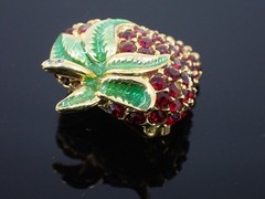 Vintage Strawberry Brooch Red Rhinestone Enamel Leaves Gold Tone Signed Marked