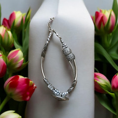 Bracelet Silver Tone Black Center Stone Adjustable Vintage Jewelry (G110)