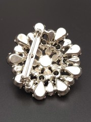 Vintage Juliana Style Black Rhinestone Brooch 1.75″ Unsigned