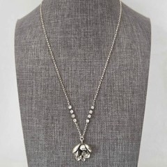 Vintage Fossil Silver Tone Flower Rhinestone Station Necklace Key Charms 19″