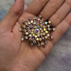 1950s A/B Rhinestone Brooch w Pendant Loop Atomic Snowflake Star Burst Sunburst
