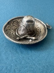 RARE 1940 Vintage Mexico Eagle .925 Sterling Silver Sombrero Hat Pendant Charm