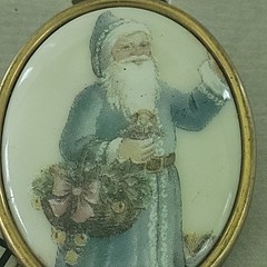 Vintage COURTNEY G Grand Nicholas Santa Christmas Brooch Pin Carded