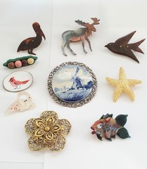 Vintage Brooch Lot Of 10 Varied Styles, Composition, Character & Age