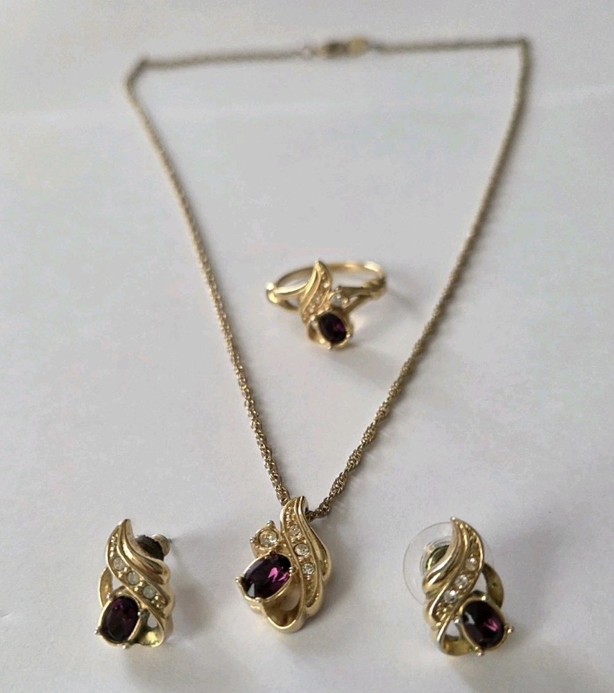 Vintage Avon Faux Amethyst Jewelry Set