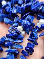 Genuine Pearl and Lapis Lazuli Chip Bead Knotted No Clasp Necklace