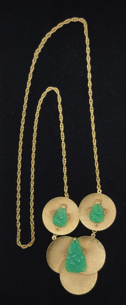 Vtg Faux Jade Glass Gold Tone Textured Disc Runway Necklace About 30″ No Clasp