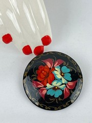 Vintage Wood Hand Paint Russian Lacquer Red Blue Floral Flower 2″ Brooch Pin