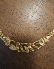 Vintage Trifari Gold Tone Choker W/Distinctive Crystal Settings Signed