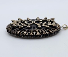 Vtg Gold Filigree Locket Pendant Necklace Leaf Vine Perfume Diffuser Scent Cage