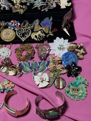 Costume Jewelry Brooch Lot Bakelite, Eisenberg, Jay Strongwater, Swarovski, JJ